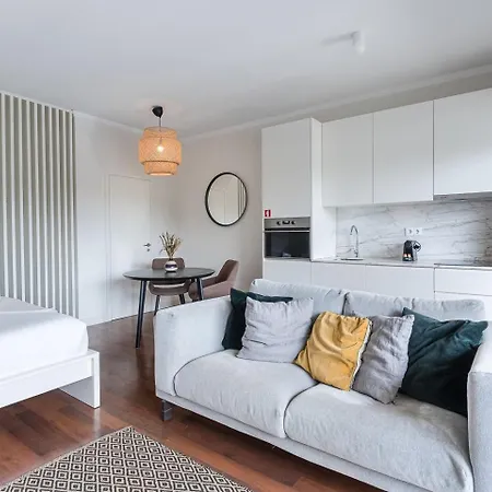 Daire Guestready - Almada 516 *